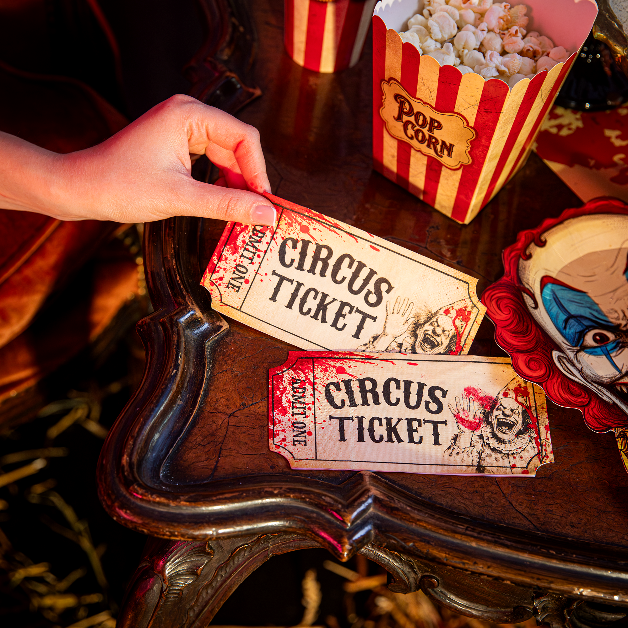 Servilletas Halloween “Freak Show” – 12 unidades - Imagen 3